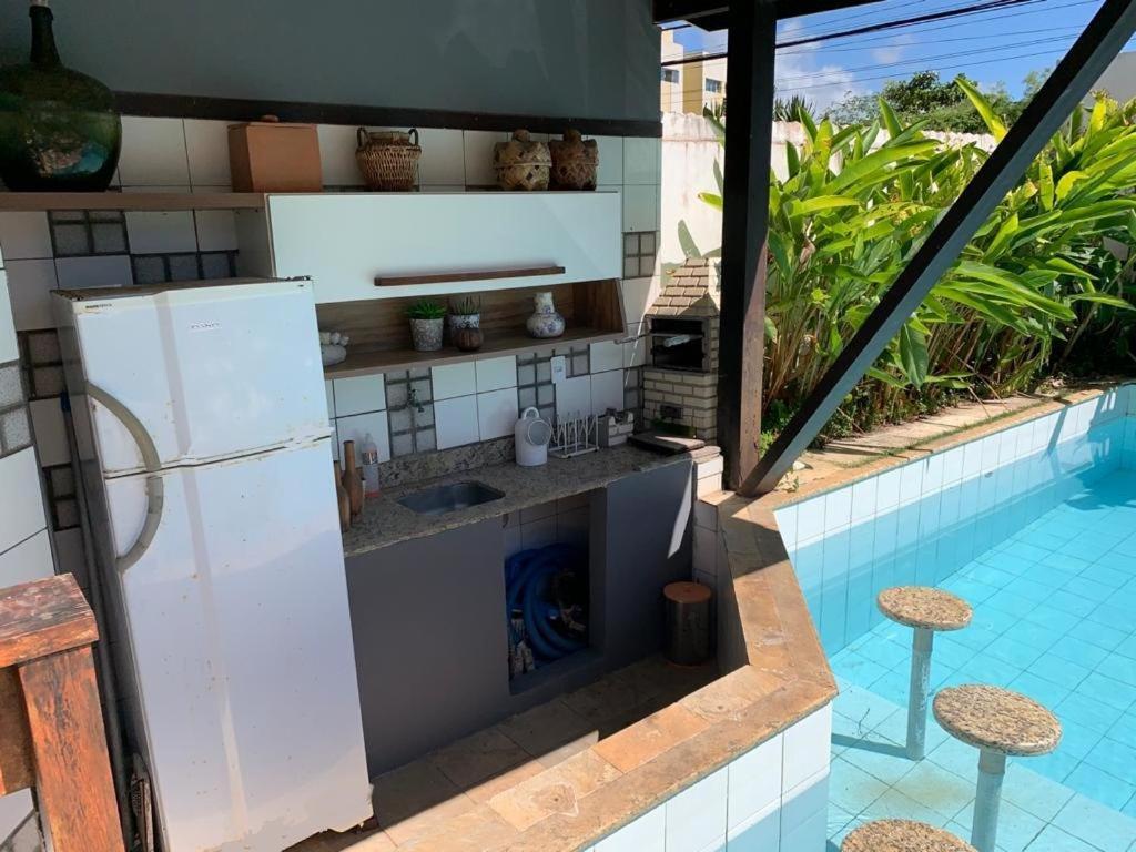 Casa De Temporada 4 Quartos Sendo 2 Suites Em Vilas Do Atlantico - 200 M Da Praia E 6 Km Da Capital Lauro de Freitas Buitenkant foto