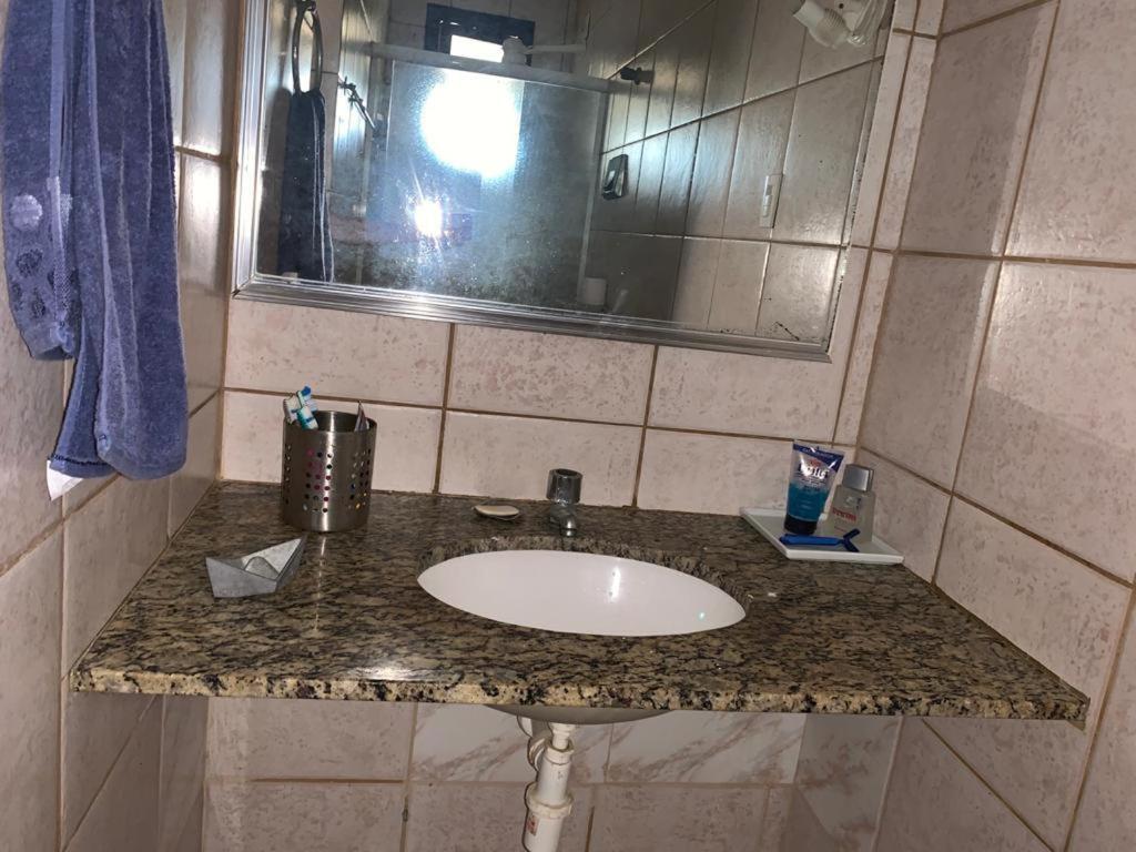 Casa De Temporada 4 Quartos Sendo 2 Suites Em Vilas Do Atlantico - 200 M Da Praia E 6 Km Da Capital Lauro de Freitas Buitenkant foto